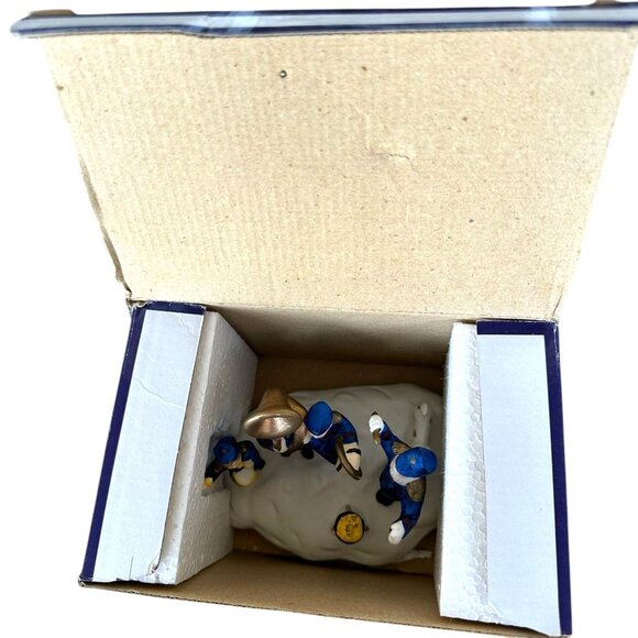 Porcelain Band Conductor Puppy Figurine Please Give Christmas Four Star Intl - Picture 10 of 12